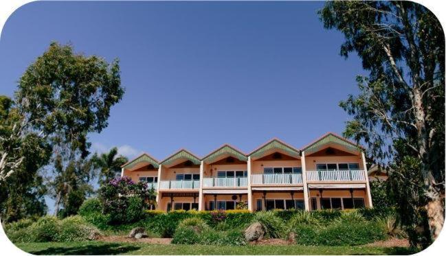Tinaroo Lake Resort Exterior photo